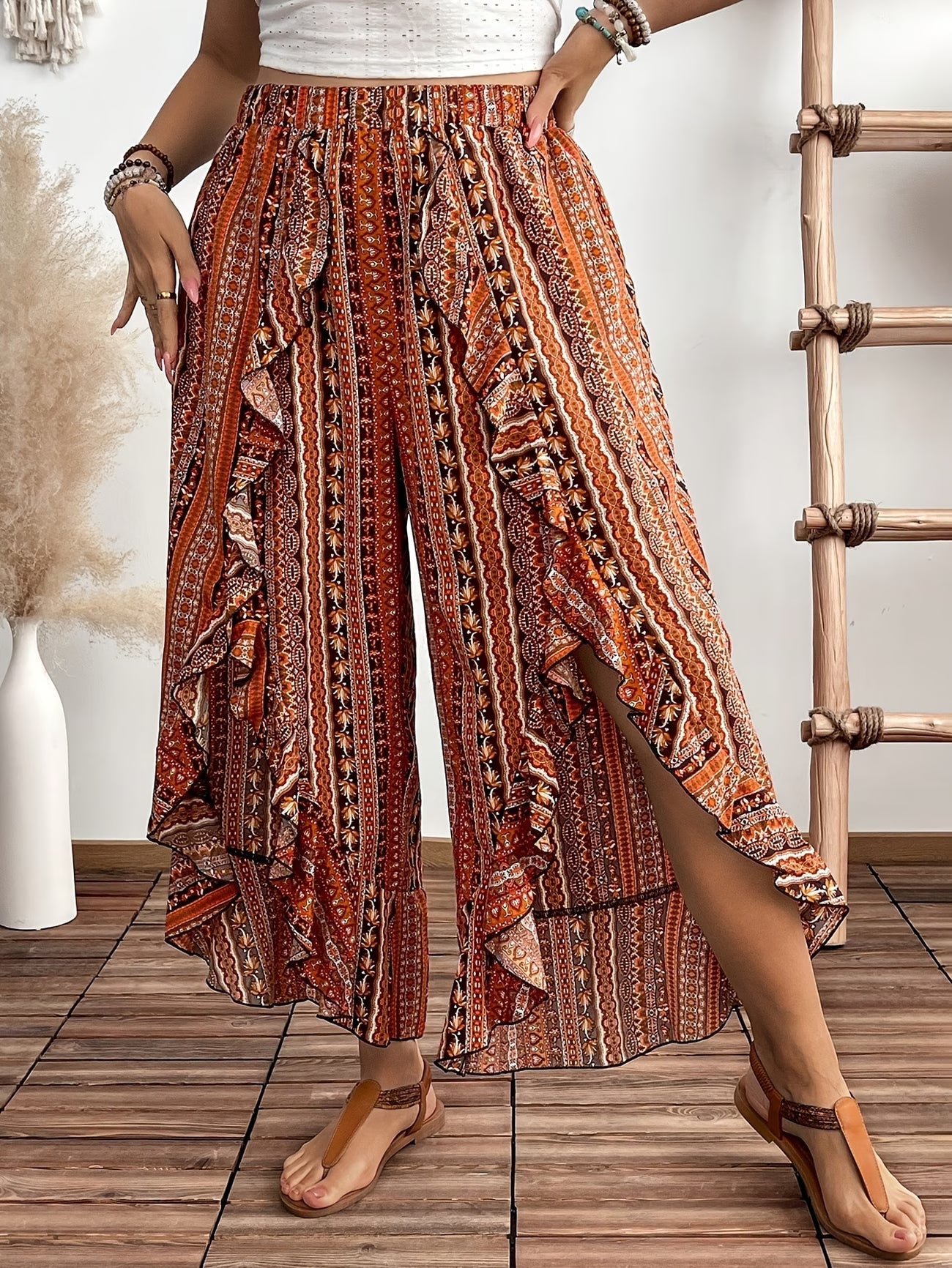 🌸 Women’s Wide-Leg Ruffle Hem Bell-Bottom Pants with Ethnic / Boho Print 🌸